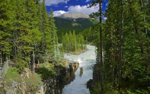 Visiting Canada - Summer & Water