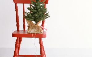 chair and Christmas tree