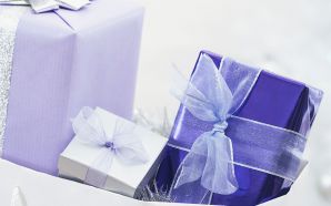 11 Christmas Presents & Christmas Gift Box