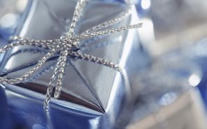 35 Christmas Presents & Christmas Gift Box