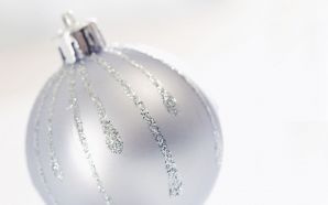 36 White Christmas Ball Christmas Ornaments