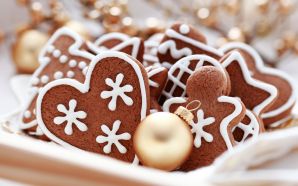 Christmas and Happy New Year - gingerbread heart