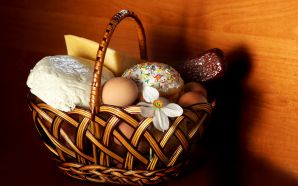 Easter Sunday 2012 - attractive easter basket