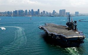 Military boats - USS Kitty Hawk