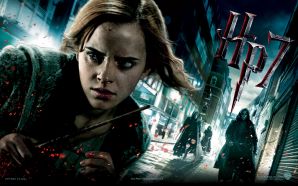 Emma Watson in Harry Potter and the Deathly Hallows: Part I Wallpaper 19