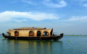 Houseboat on the Kumarakom Backwaters 2C Karala 2CIndia