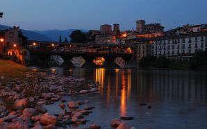 Beautiful Bridges wallpaper free - River Night