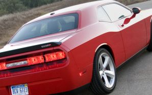 2009 Dodge Challenger SRT8 6 Speed