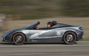 TAG Heuer Tesla Roadster Sport