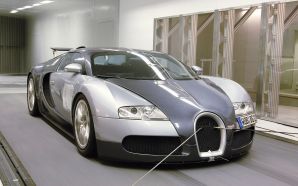 Bugatti Veyron 2005 storeroom