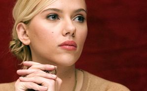 Scarlett Johansson photos wallpaper