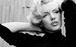 Marilyn Monroe new 2012 black and white wallpaper