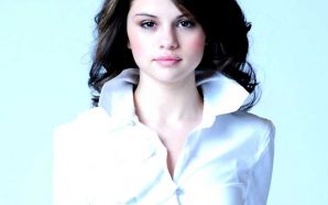 Selena Gomez 58